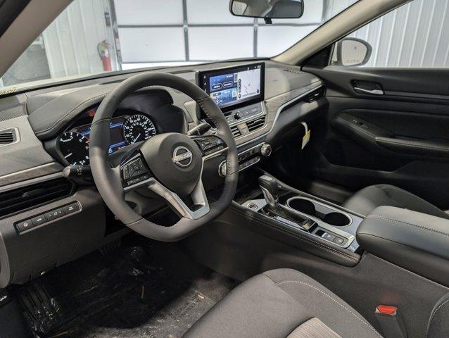 new 2024 Nissan Altima car, priced at $28,672