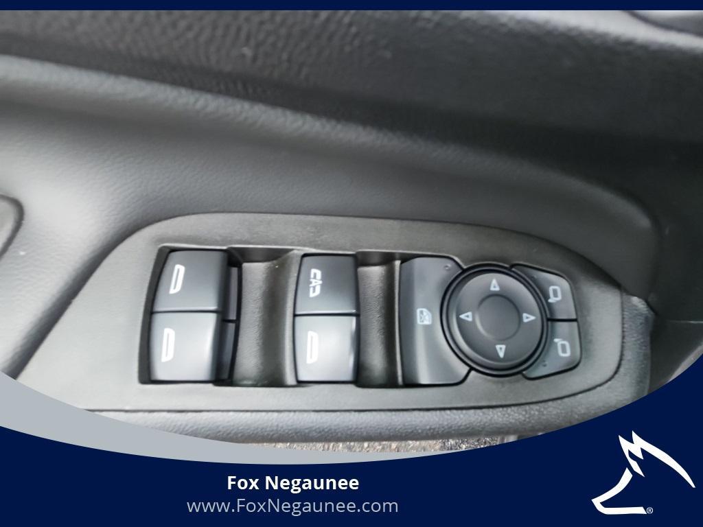 used 2022 Chevrolet Equinox car, priced at $22,337
