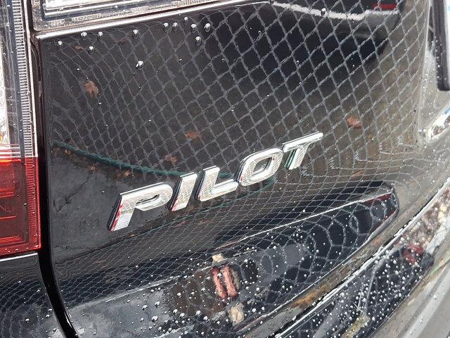 used 2022 Honda Pilot car, priced at $30,495