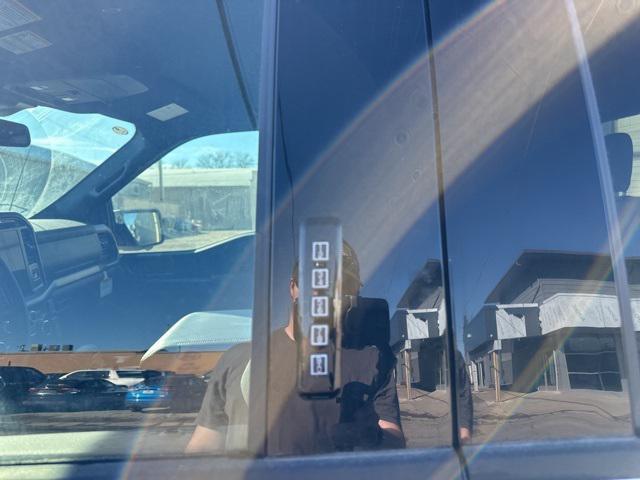 new 2024 Ford F-150 car, priced at $52,017