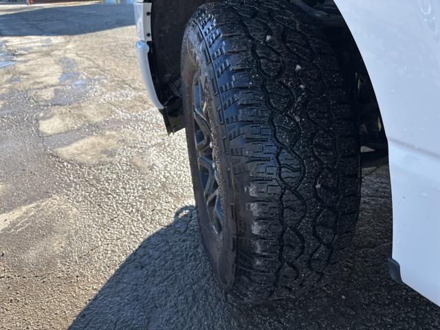 new 2024 Ford F-150 car, priced at $52,017