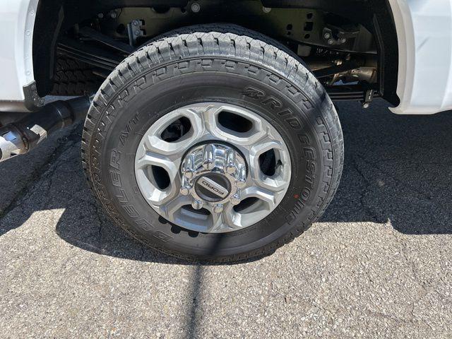 new 2025 Ford F-250 car, priced at $65,465