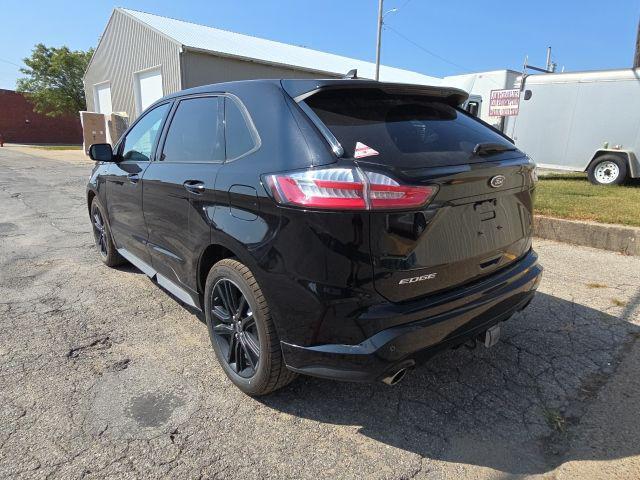 used 2020 Ford Edge car, priced at $18,999