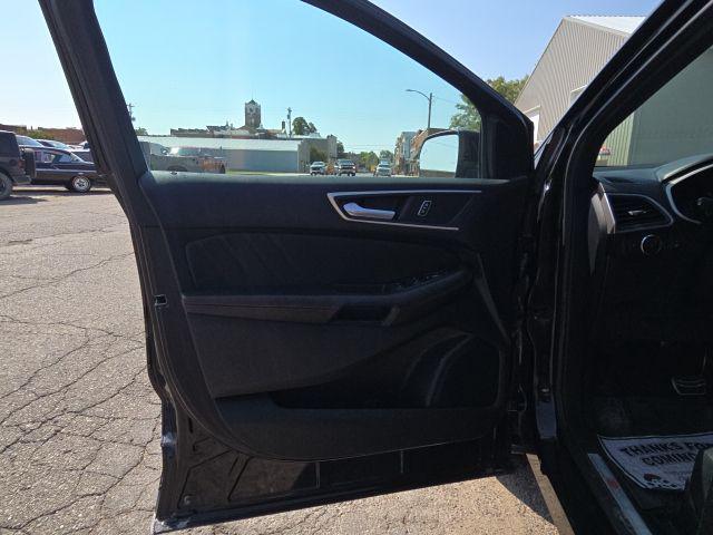 used 2020 Ford Edge car, priced at $18,999
