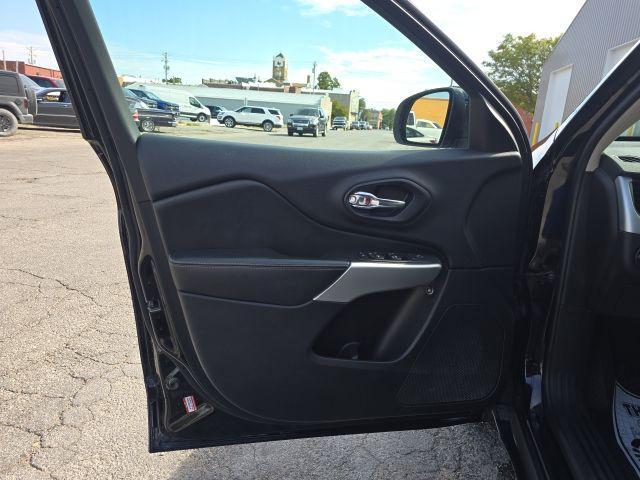 used 2018 Jeep Cherokee car, priced at $12,538