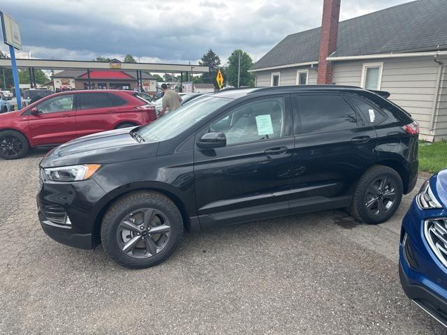 new 2024 Ford Edge car, priced at $42,125