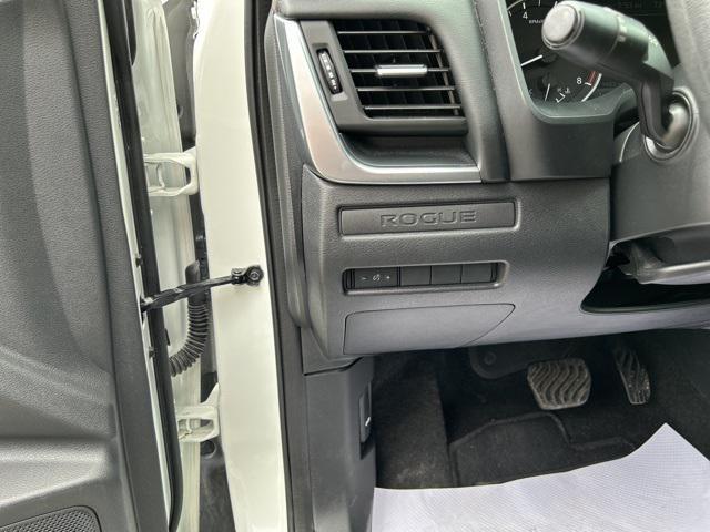 used 2022 Nissan Rogue car, priced at $20,291