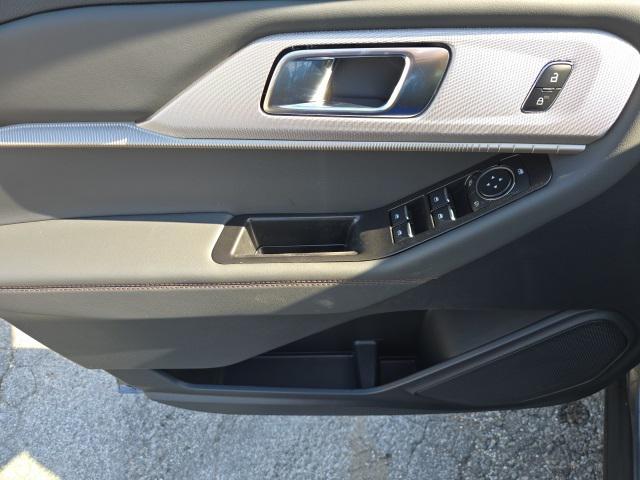 new 2025 Ford Explorer car, priced at $46,495