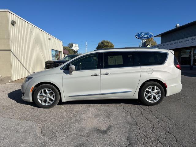 used 2017 Chrysler Pacifica car, priced at $13,499