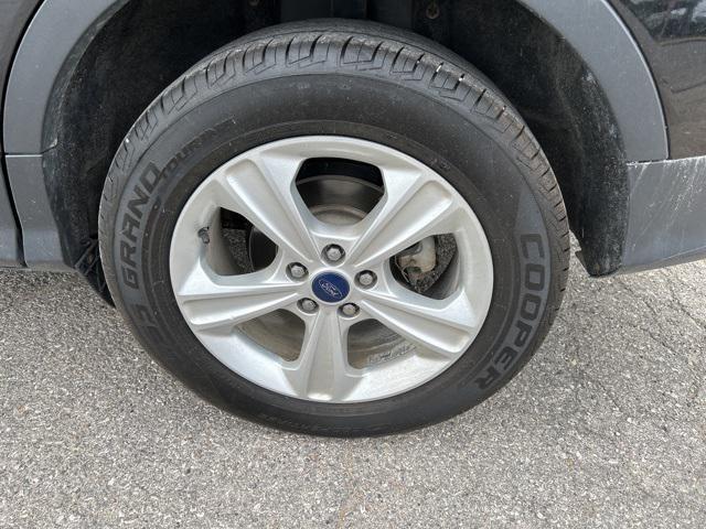 used 2014 Ford Escape car, priced at $9,995
