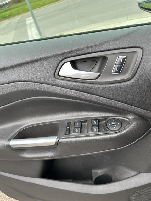 used 2014 Ford Escape car, priced at $9,995