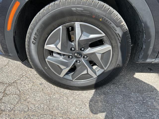 used 2021 Kia Sorento Hybrid car, priced at $20,987