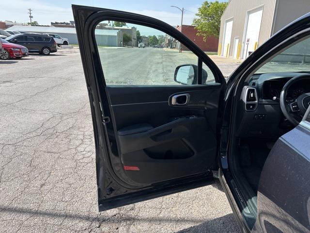 used 2021 Kia Sorento Hybrid car, priced at $20,987
