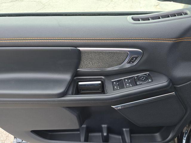 new 2025 Ford Expedition car, priced at $86,135