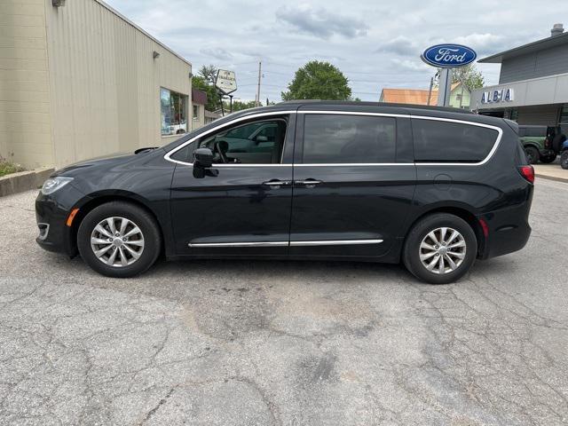 used 2017 Chrysler Pacifica car, priced at $11,988