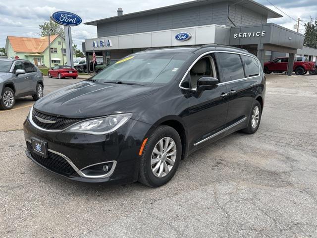 used 2017 Chrysler Pacifica car, priced at $11,988