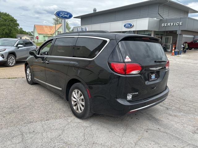 used 2017 Chrysler Pacifica car, priced at $11,988