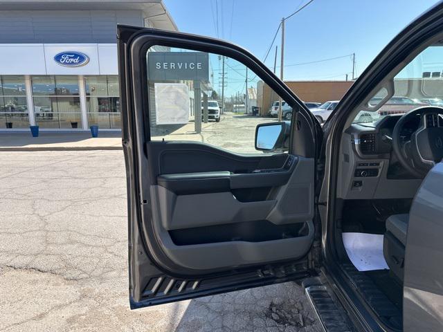 new 2024 Ford F-150 car, priced at $52,711
