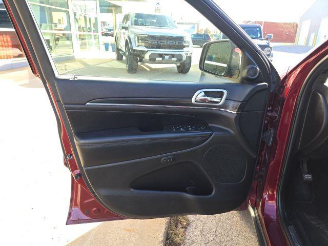used 2021 Jeep Grand Cherokee car, priced at $25,948