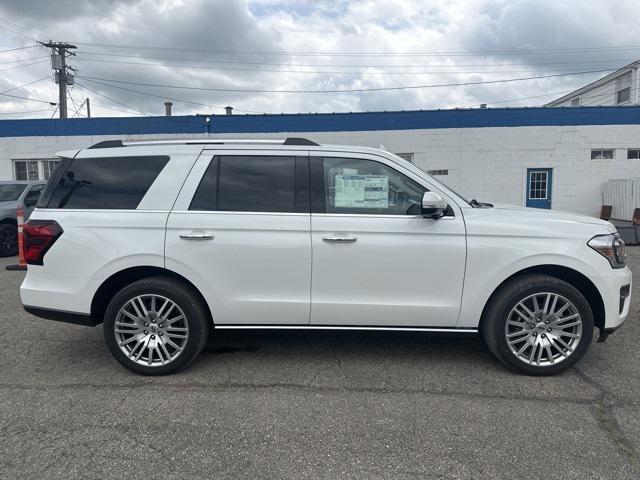 new 2024 Ford Expedition car, priced at $75,895