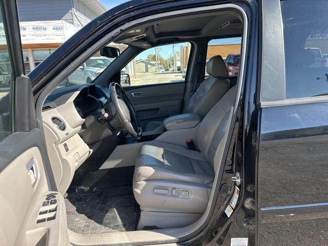 used 2011 Honda Pilot car, priced at $9,990