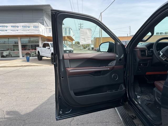 new 2024 Ford Expedition car, priced at $78,570