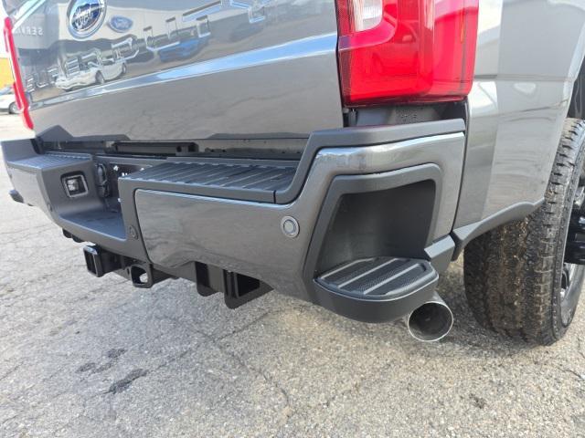 new 2025 Ford F-350 car