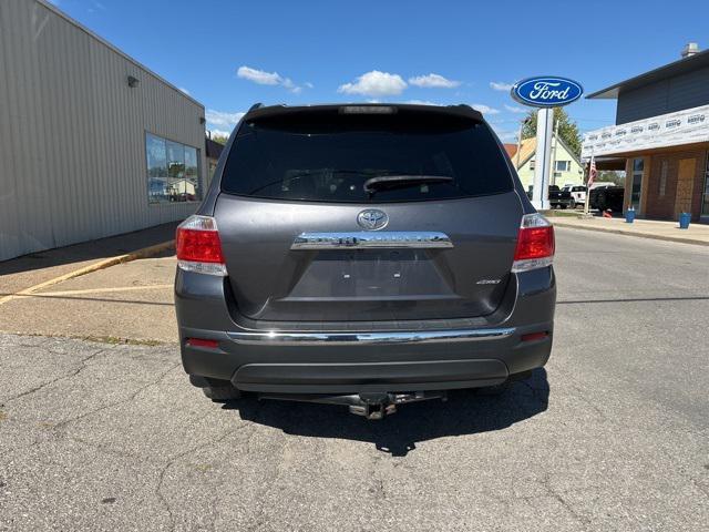 used 2012 Toyota Highlander car, priced at $16,724