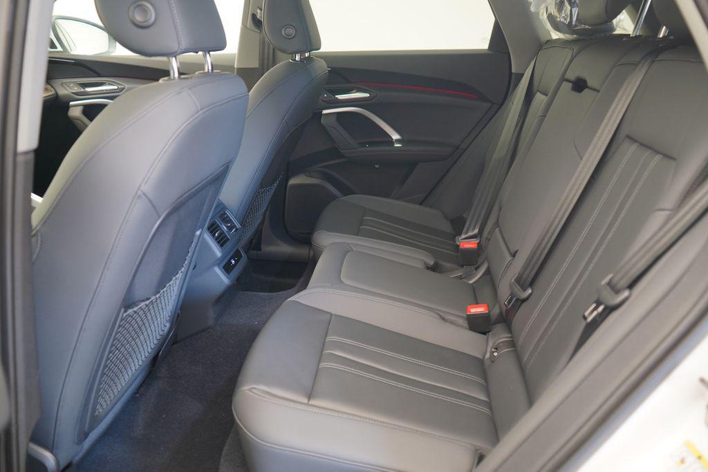 new 2025 Audi Q5 car, priced at $58,040