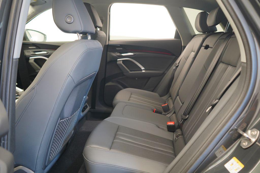new 2025 Audi Q5 car, priced at $60,140