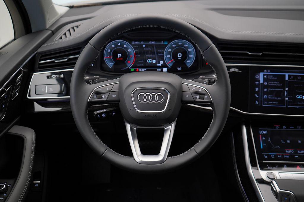 new 2025 Audi Q7 car, priced at $73,995