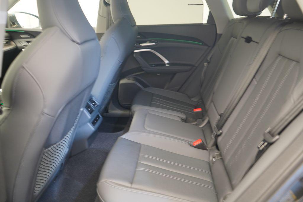 new 2025 Audi Q5 car, priced at $60,350