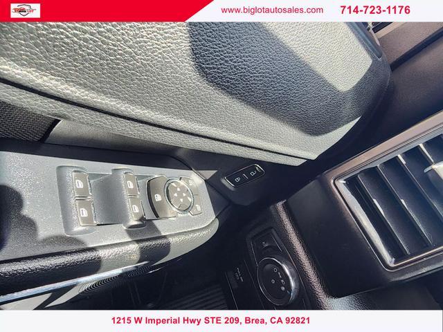 used 2018 Ford Expedition car, priced at $17,999