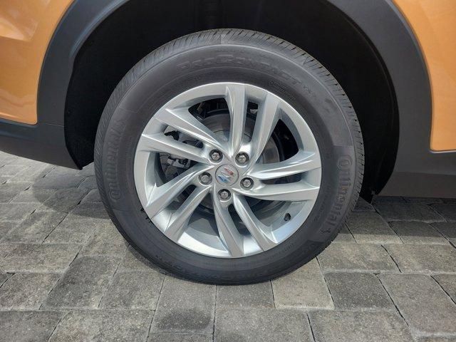 new 2025 Buick Envista car, priced at $27,280