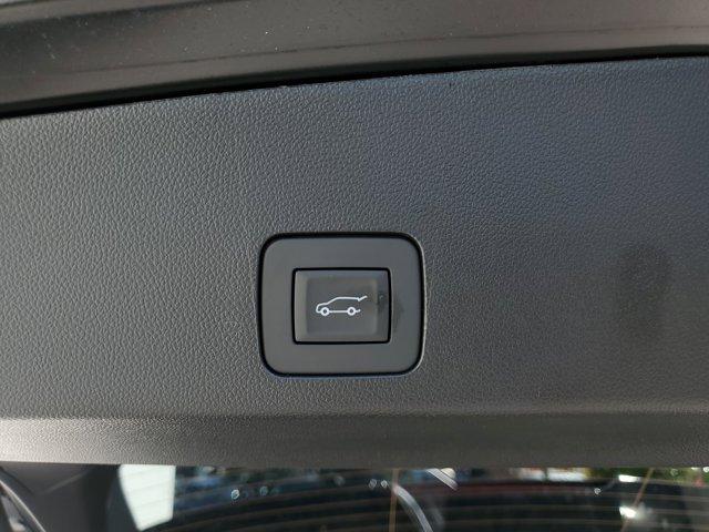 new 2025 Buick Encore GX car, priced at $33,810