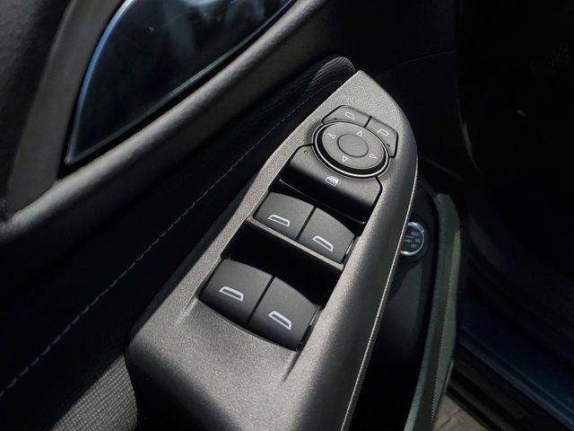 new 2025 Buick Envista car, priced at $30,465