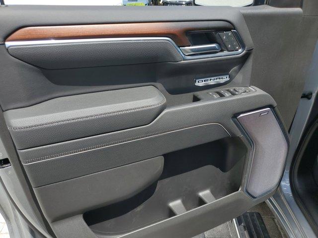 new 2025 GMC Sierra 1500 car, priced at $69,585