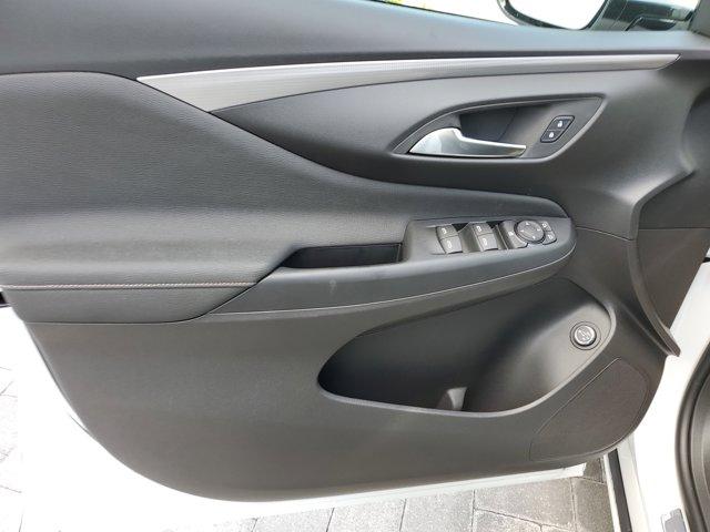 new 2025 Buick Envista car, priced at $32,609