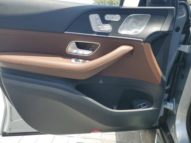 used 2025 Mercedes-Benz GLS 450 car, priced at $88,297
