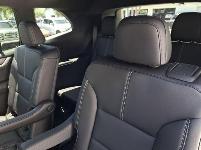 new 2025 GMC Acadia car, priced at $52,624