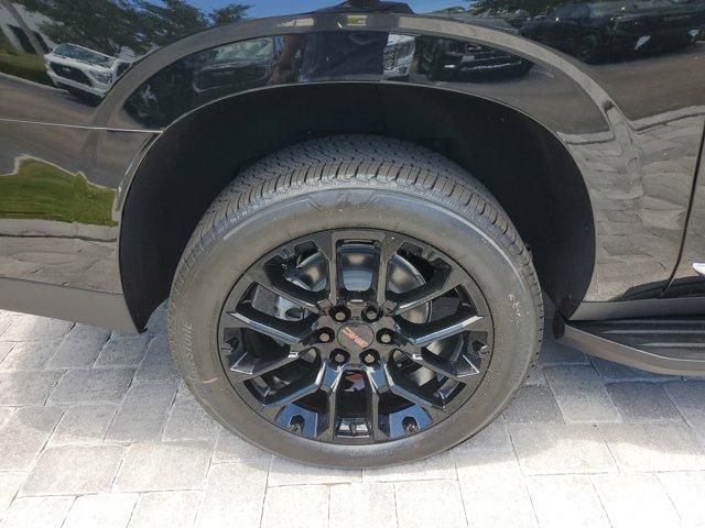 new 2025 GMC Yukon XL car, priced at $76,030