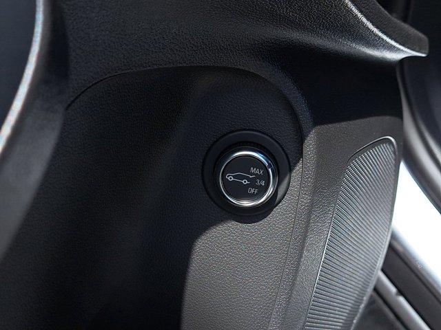 new 2025 Buick Envista car, priced at $27,280