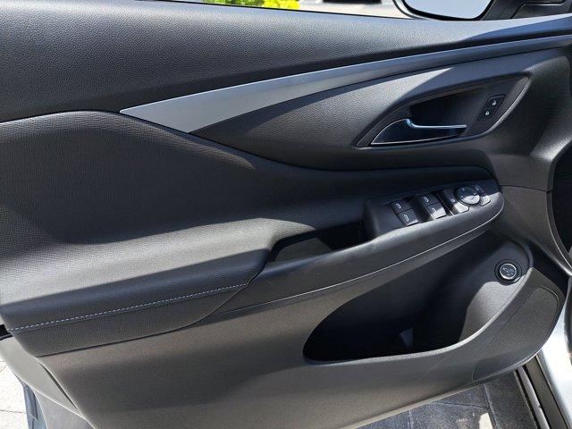 new 2025 Buick Envista car, priced at $27,280