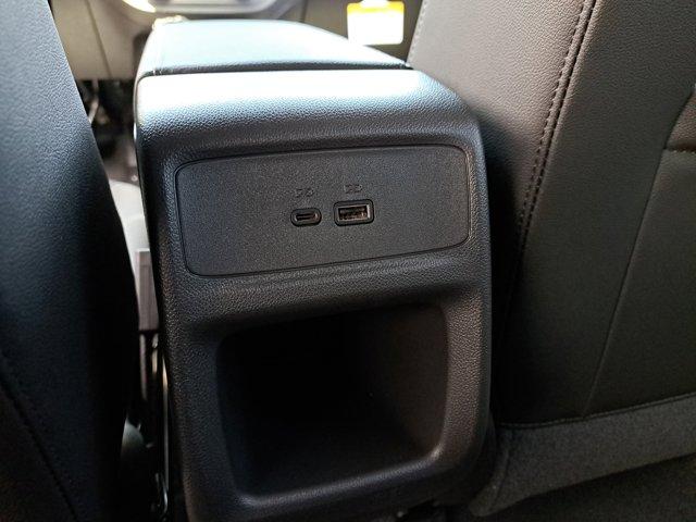 new 2025 Buick Envista car, priced at $27,280