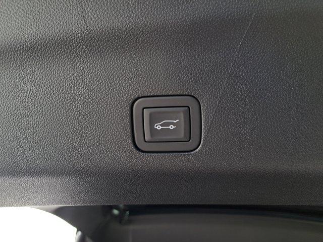 new 2025 GMC Yukon car, priced at $100,640