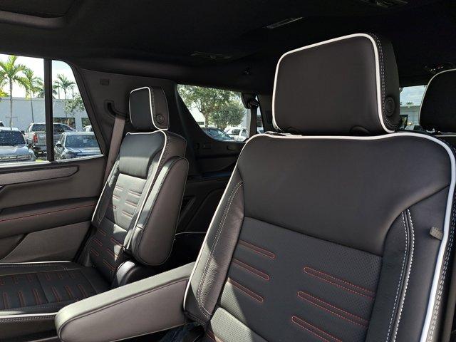 new 2025 GMC Yukon car, priced at $100,640