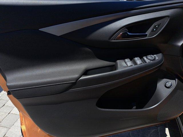 new 2025 Buick Envista car, priced at $27,280