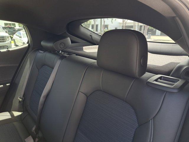 new 2025 Buick Envista car, priced at $27,280