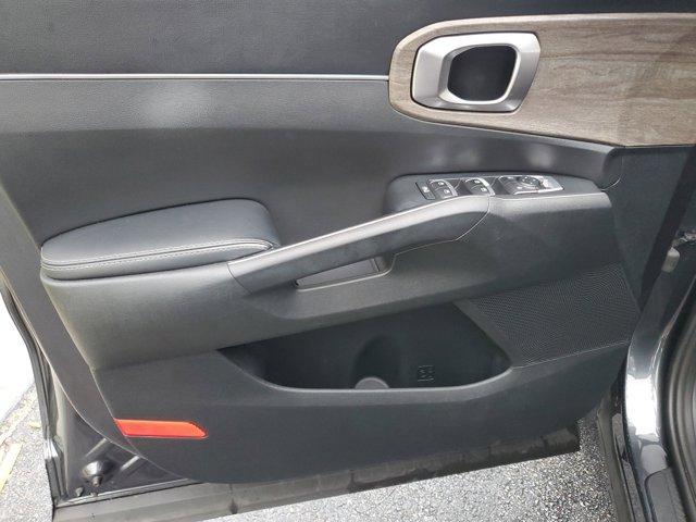 used 2021 Kia Sorento car, priced at $21,416