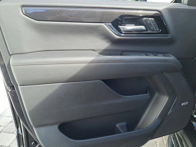 new 2025 GMC Yukon XL car, priced at $77,540